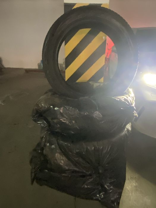 Продам шины Continental r20