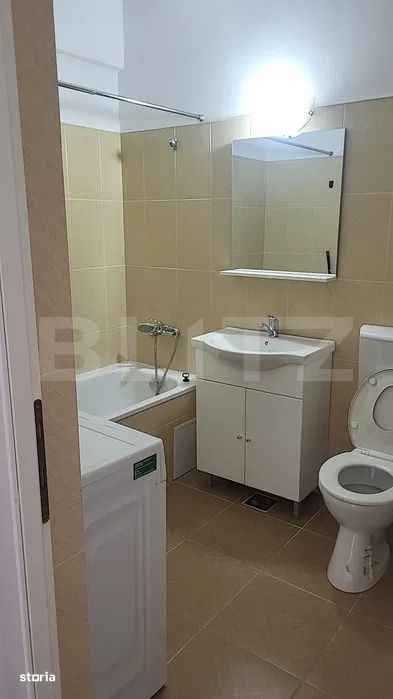 Apartament cu 1 camera, 37 mp, etajul 3, balcon, zona Florilor