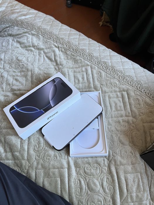 iPhone 16 pro 128GB