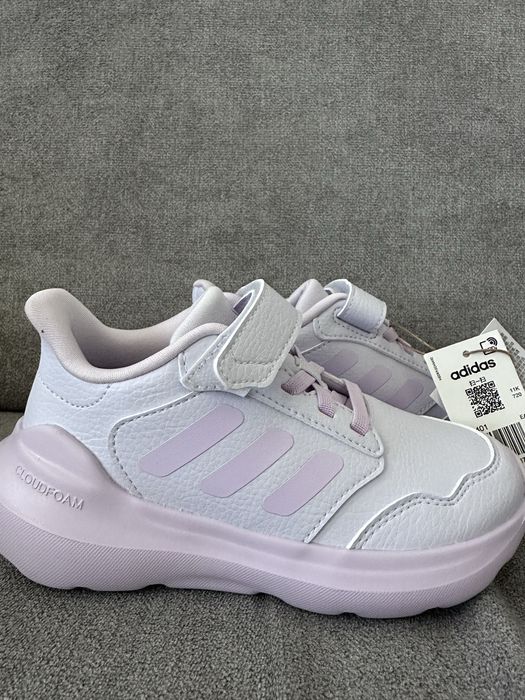 Кроссовки adidas детские