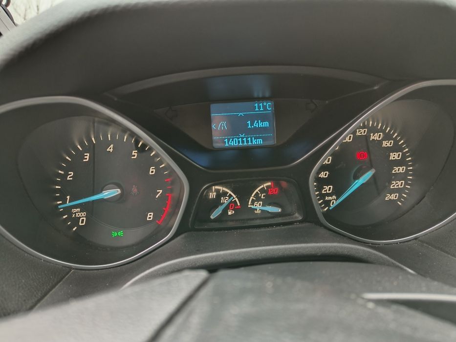 Ford focus 2012 benzina 101 cai
