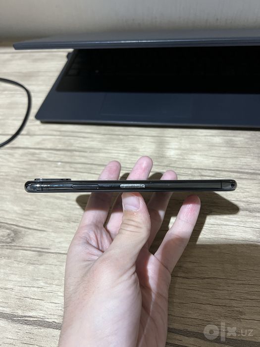 Iphone X LLA region