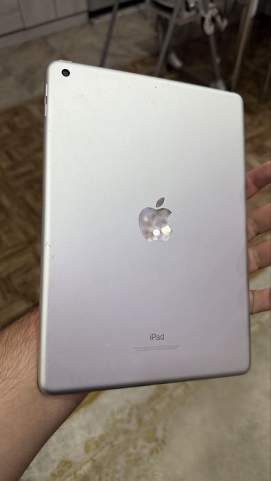 iPad 6 128 silver
