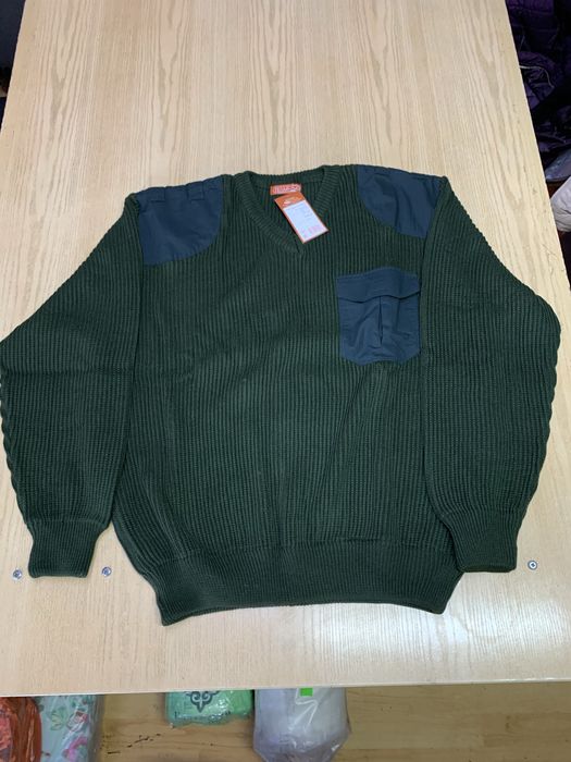 Продам свитера военные