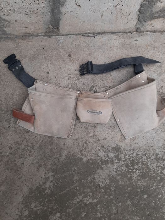 Centura unelte  santier