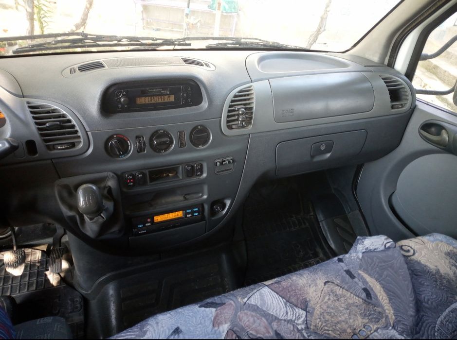 Vând sprinter motor 2.2