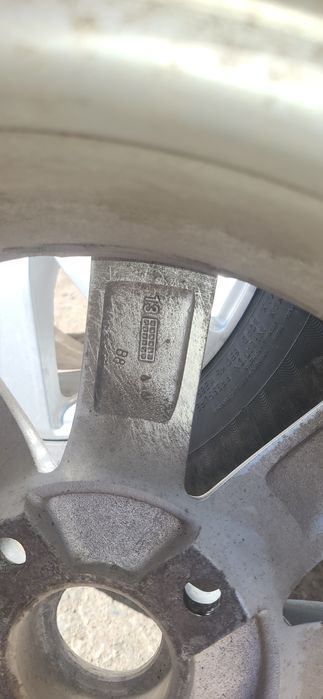 Продам шины с дисками в комплекте