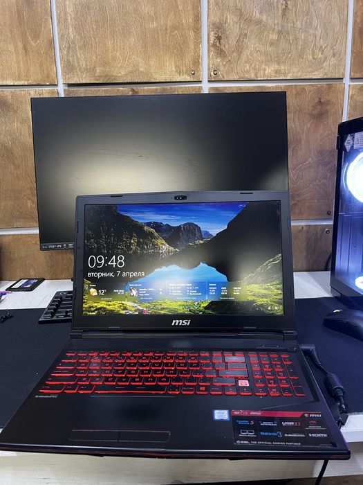 Игровой ноутбук Msi i7 8750H GTX 1060 6GB 8gb ddr 4 ssd 256gb