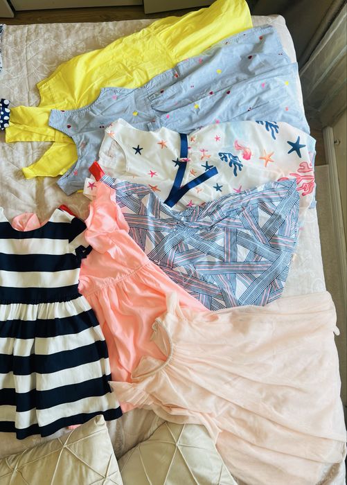 Лот прекрасни рокли Okaidi, GAP, Н&М, Holly and Whyte, Angel, Waikiki