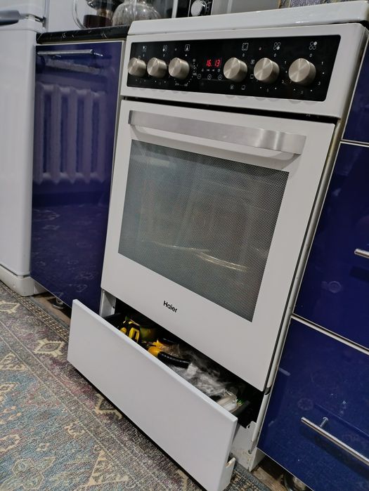 Продам электрическую плиту