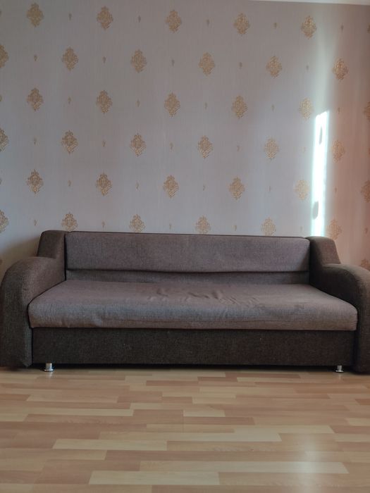 Продаю Диван раскладной