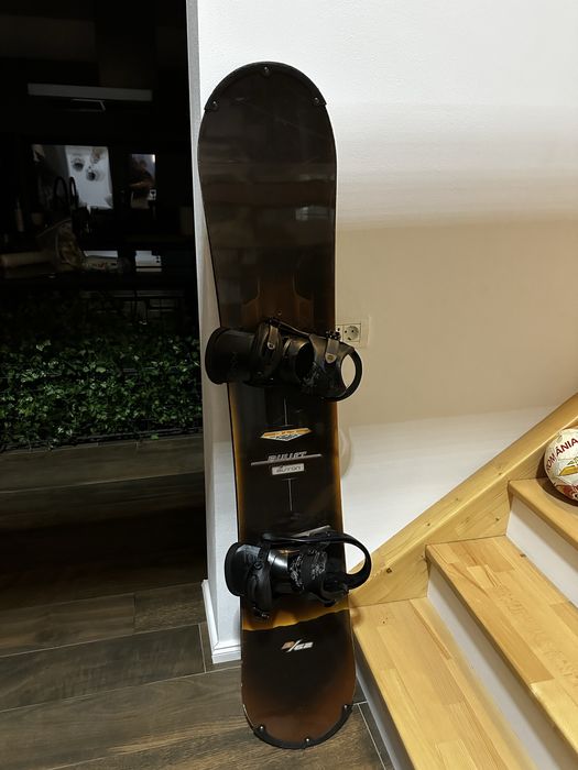 Placa wide Burton cu legaturi Custom