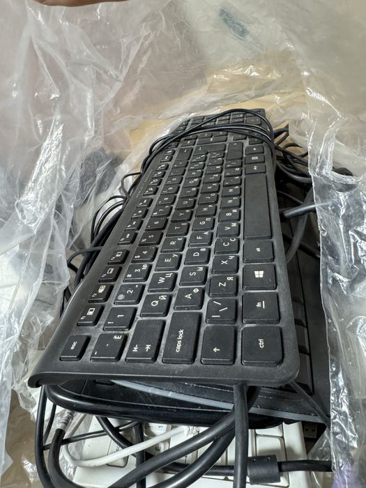 Клавиатуры б/у на выбор