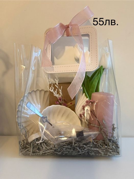 Подарък за 8- ми март- красива чантичка!