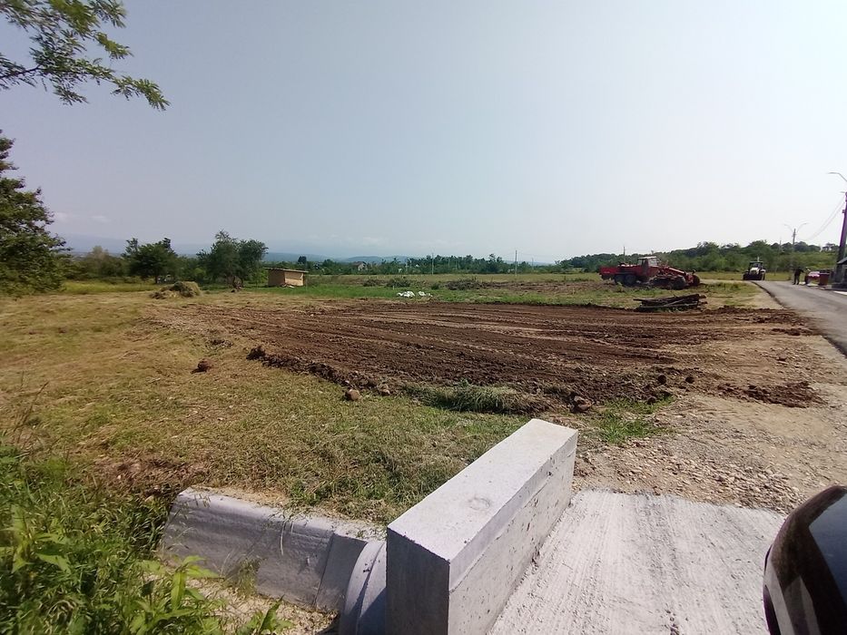 Teren intravilan in Dănești 1700mp