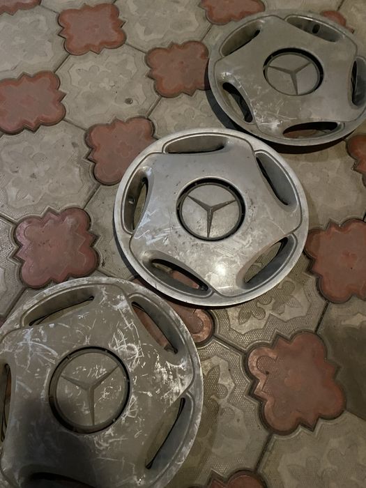 Колпаки мерседес оригинал