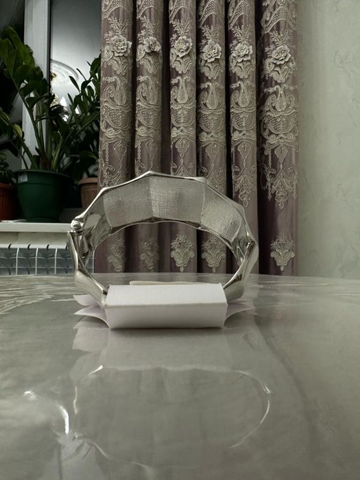 Өте сәнді браслет сатылады. Продам браслет.