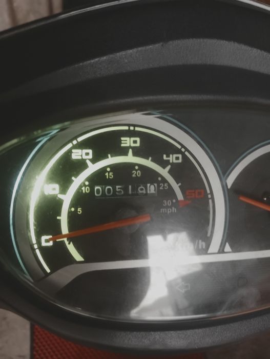 Мопед скутер шым