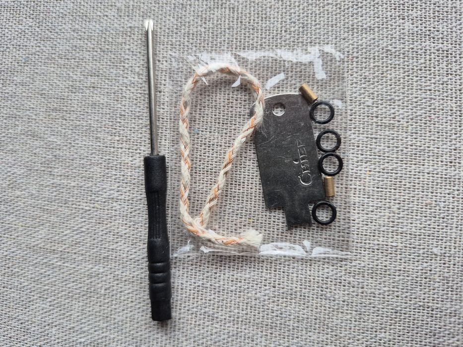 Бензинова запалка CHIEF ,три цвята ,подаръчна кутия