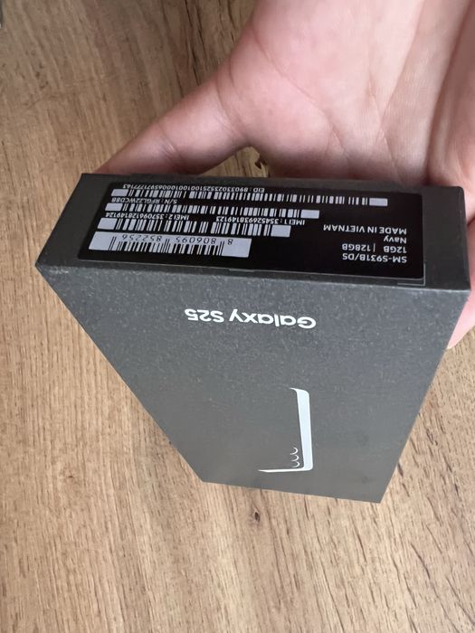 Samsung Galaxy S25 128GB – Sigilat, Nou