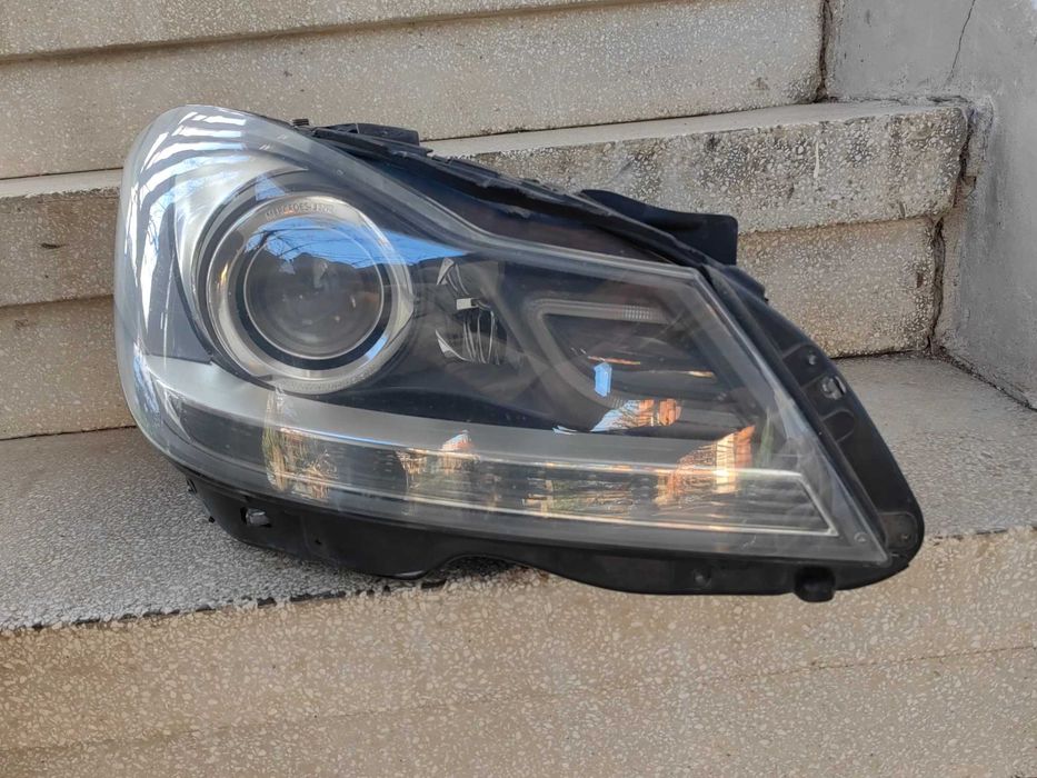 Фарове Mercedes W204 C-Classa Face Bi-Xenon / Фарове Мерцедес W204