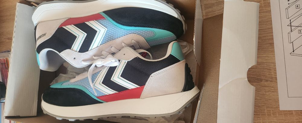 Маратонки Hummel