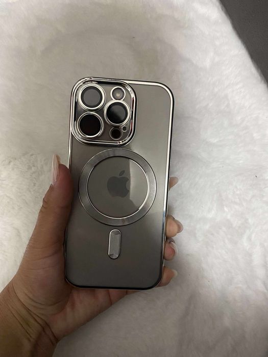 Vând Iphone 16 pro , 128 GB