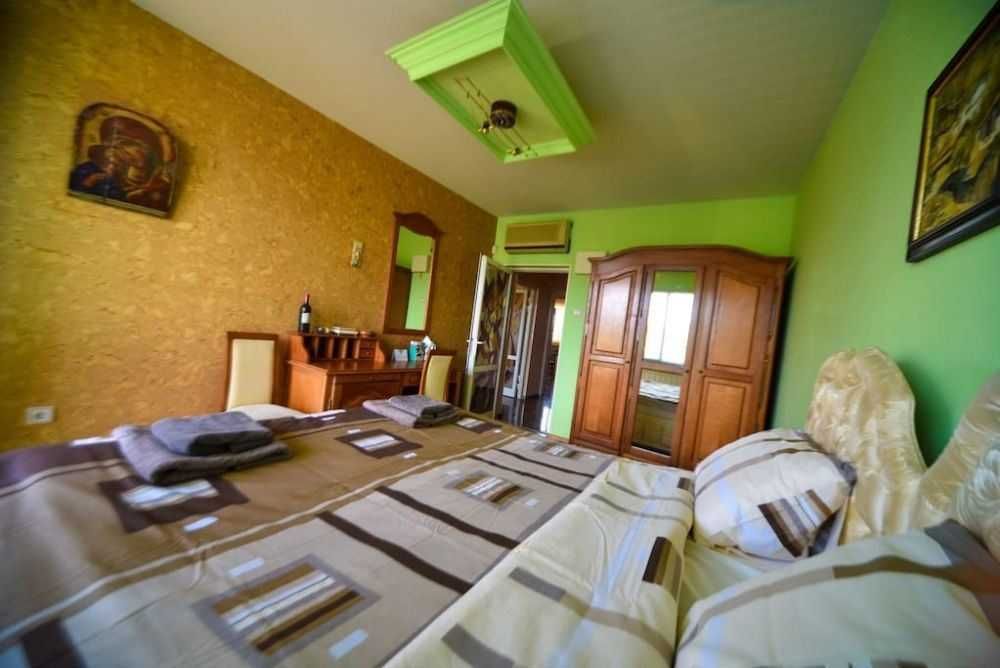 Продава се Четиристаен апартамент в София, Славия - 110 кв.м за 1187 €/кв.м - Снимка #3