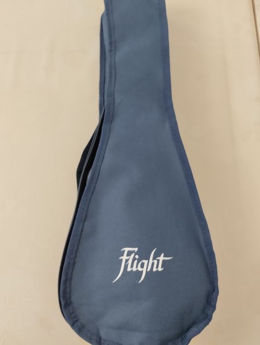Укулеле. Flight. С чехлом и самим укулеле