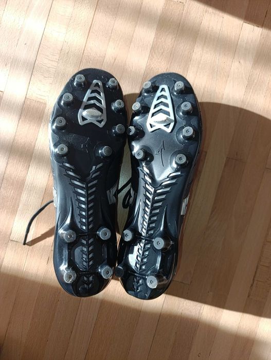 Ghete fotbal Mizuno Morelia Neo IV
