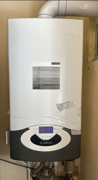 Ariston Genus EVO 24 FF  Centrala 24kw