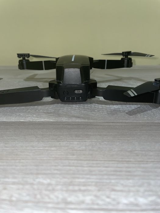 Prodavam DRONE 4