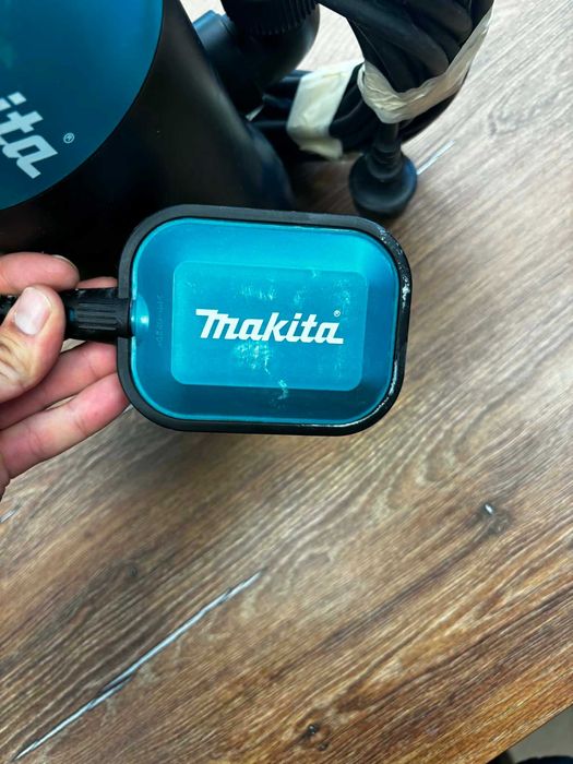 Потопяема помпа за мръсна и кална вода Makita PF1010 1100 W, воден стълб