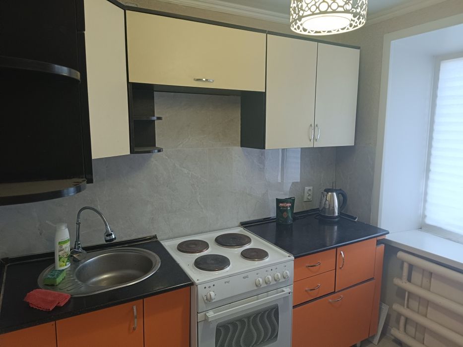 Продам квартиру .