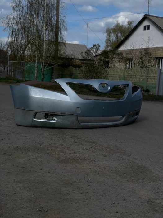 Бампер Toyota Camry
