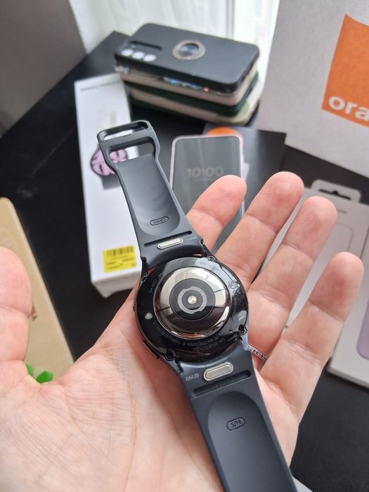 Samsung S23 plus  lavander 512GB și Galaxy Watch 6