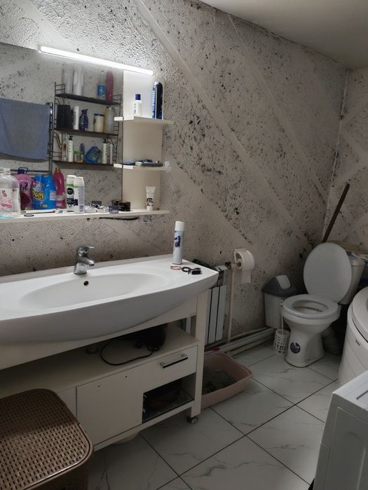 Продам дом зимний вариант со всеми удобствами