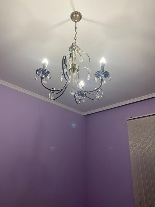 Продам люстру в хорошем состоянии