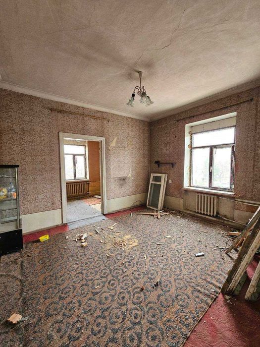 Продаётся 3х комнатная квартира на Шота Руставели