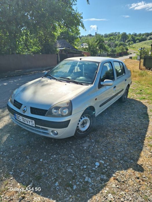 RENAULT Clio 2002 — imagine 4