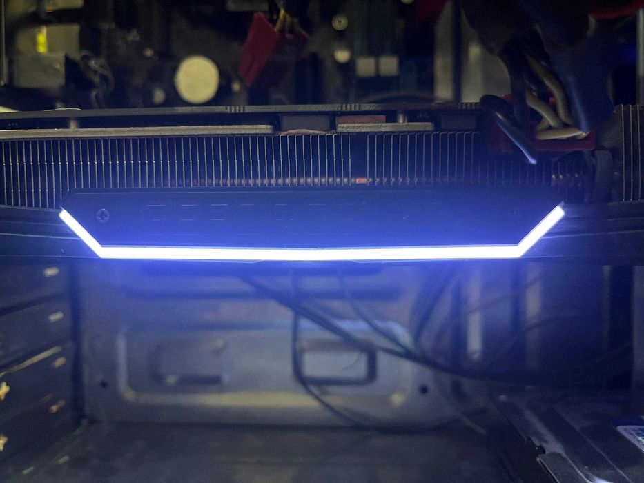 RTX 2070 8 GB - 256 BIT  (EMTEK) Holati ideal alo darajada