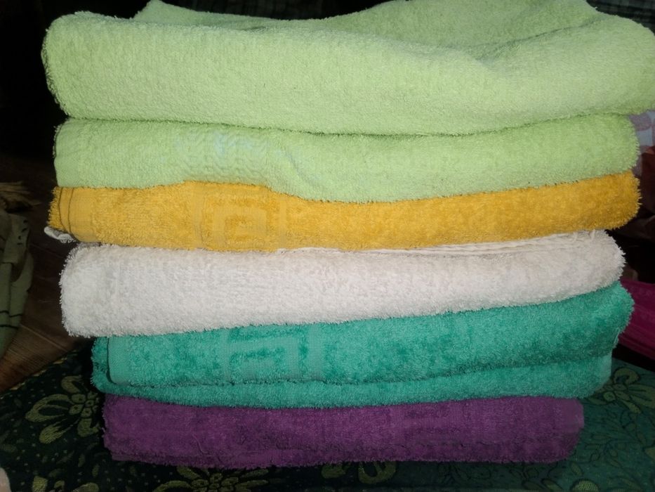 Продам полотенца банные