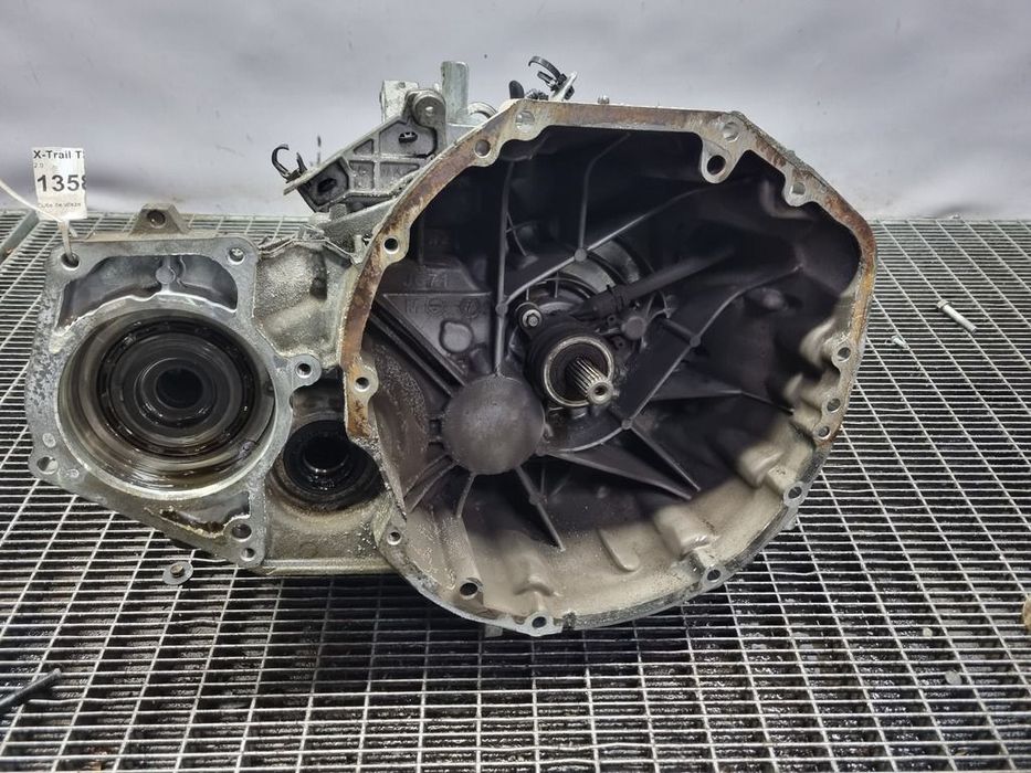 Cutie de viteze Nissan X - Trail T31 2.0 2007 - 2013 150CP Manuala 6 Trepte M9R Euro5 ...