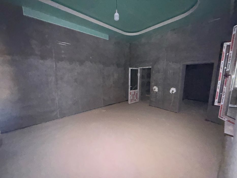 Uy sotiladi sirochna