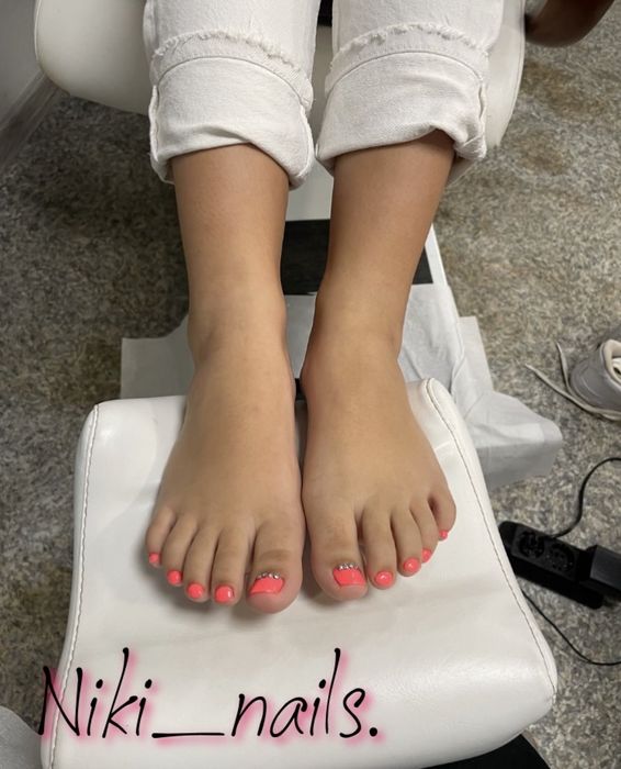 Маникюр Педикюр и Ноктопластика