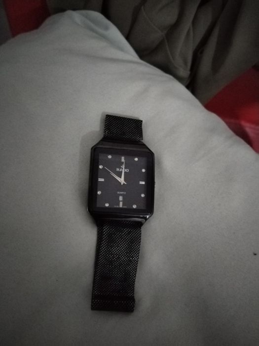 Продаю Часы кварц