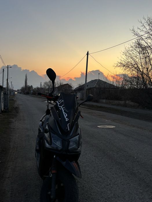 Скутер самурай черный