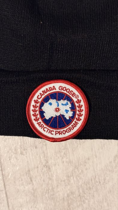 Canada Goose шапка