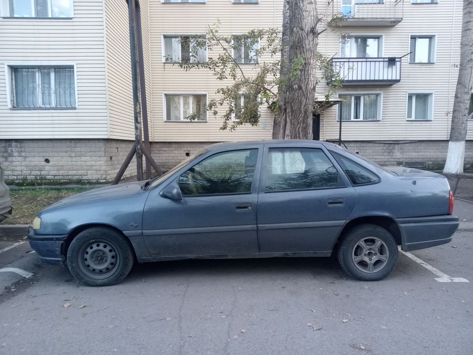 Продам машину на ходу