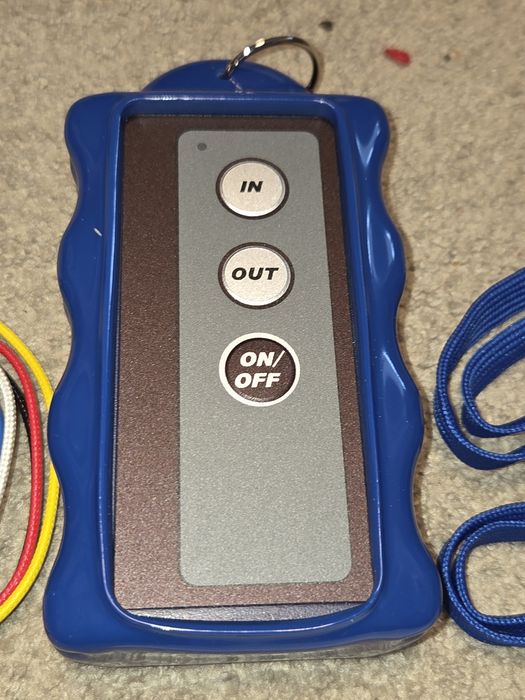 Telecomanda troliu 12v-24v universala